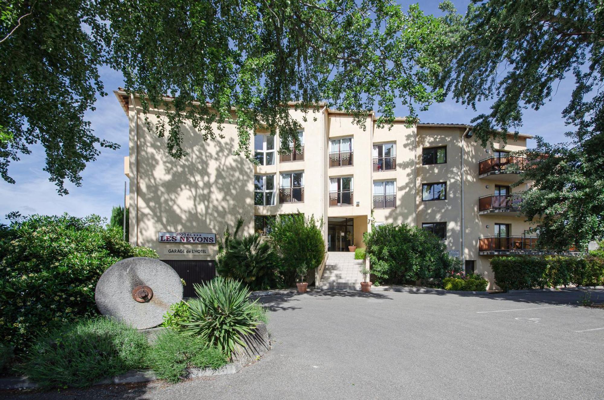 Hotel Les Nevons LʼIsle-sur-la-Sorgue المظهر الخارجي الصورة